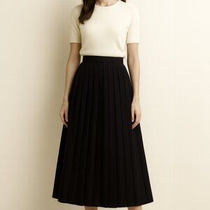 UNIQLO – Long Black Pleated Skirt (Fully Lined)